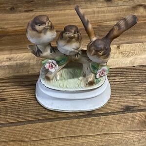 Towle Fine Porcelain Bird Music Box